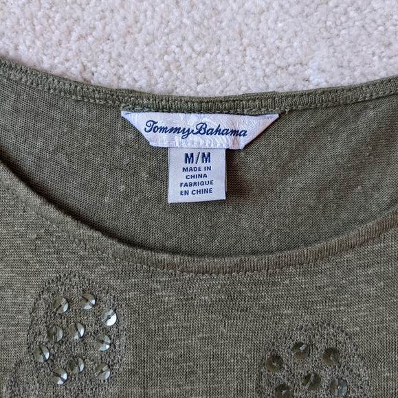 Tommy Bahama green linen pineapple sequin top size medium - Picture 6 of 7